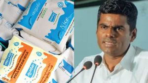 ஆவினுக்கும் தனியார் கம்பெனிக்கும் ‘டை அப்’.. கொள்ளை அடிக்கிறார்கள்.. அண்ணாமலை பரபர குற்றச்சாட்டு!
