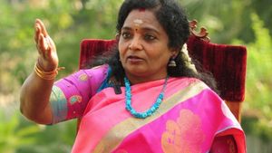 தமிழக அரசிடமிருந்து உங்களுக்கு தீபாவளி வாழ்த்து கிடைக்காது.. சிரித்துக்கொண்டே சொன்ன தமிழிசை 