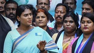 தெலுங்கானா பரபரப்பு: ஜெகன் சகோதரி ஷர்மிளா கட்சியும் தேர்தலில் போட்டியில்லை- காங்கிரஸுக்கு ஆதரவு! 