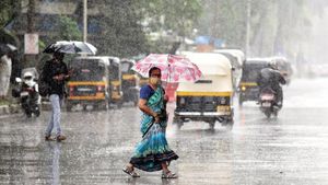  மக்களே எச்சரிக்கையா இருங்க.. 7 மாவட்டங்களில் மிக கனமழைக்கு வாய்ப்பு.. சென்னை வானிலை மையம்!