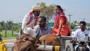 கோவையில் ஆச்சரியம்.. தாலி கட்டி முடிச்சதுமே மணமக்கள் செய்த வேலை.. வாயை பிளந்த கோயம்புத்தூர்.. சபாஷ்