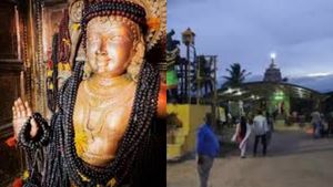 திண்டுக்கல்: திடீரென பரபரக்கும் 'ஆன்மீக ஸ்பாட்கள்'- புதியாய் பிறந்த பாதாள செம்பு முருகன் கோவில்!