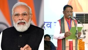 மோடி முன்னிலையில்.. சத்தீஸ்கர் முதலமைச்சராக பதவியேற்றார் விஷ்ணு தியோ! துணை முதல்வர்களும் பதவியேற்பு 