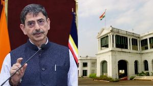  கிறிஸ்துமஸ் கொண்டாட்ட நிகழ்வை திடீரென ரத்து செய்த ஆளுநர் மாளிகை.. சொன்ன காரணம் இதுதான்!