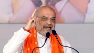யுஏபிஏ சட்டம் பாய்ந்தது.. முஸ்லிம் லீக் ஜம்மு காஷ்மீர் அமைப்புக்கு தடை விதிப்பு.. அமித்ஷா அறிவிப்பு