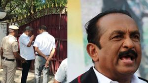  ED சாயம் வெளுத்திருச்சு.. எதிர்க்கட்சிகளையா மிரட்டுறீங்க.. ஒருத்தரையும் விடக்கூடாது.. வைகோ ஆவேசம்!