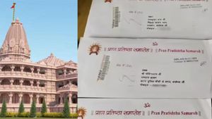 பத்திரிகையும் அடிச்சாச்சு.. அயோத்தி ராமர் கோயில் திறப்பு விழா எப்போது? தேர்தலுக்கு முன்பே மோடி ரெடி 