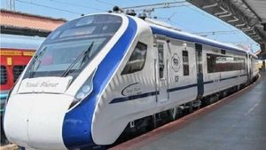 பருத்தி மூட்டை குடோன்லயே இருந்திருக்கலாம்..  கோவை -பெங்களூர் வந்தே பாரத் குறித்து குமுறும் மக்கள்