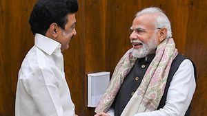  முதல்வர் ஸ்டாலினுக்கு போன் போட்ட பிரதமர் மோடி.. “வேண்டிய உதவிகள் கிடைக்கும்”.. மோடி அளித்த உறுதி!