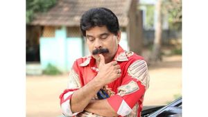 சிக்கிய பிரபல நடிகர்.. பிடிவாரண்ட் பிறப்பித்த நீதிமன்றம்.. பவர் ஸ்டார் எங்கே? 