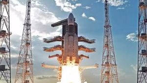 2024இல் எகிறி அடிக்கும் இஸ்ரோ.. பக்காவான 10 மிஷன்கள்.. அதிலும் கடைசி மிஷன் இருக்கே.. வாவ் வேற லெவல்