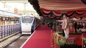  கோவையில் இருந்து பெங்களூருக்கு வந்தே பாரத்.. 30ல் தொடக்கி வைக்கும் மோடி.. டிக்கெட் கட்டணம் எவ்வளவு