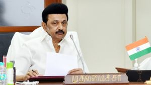 நிலவரம் எப்படி இருக்கு? டெல்லியில் இருந்து 4 மாவட்ட கலெக்டர்களுடன் முதல்வர் ஸ்டாலின் ஆலோசனை 