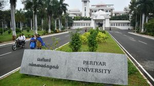பெரியார் பல்கலைக்கழக முறைகேடு வழக்கு.. பேராசிரியர்கள் ஜெயராமன் உள்பட 5 பேர் போலீசில் ஆஜர் 