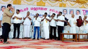 வன்னியர் + நாடார்.. நாமெல்லாம் ஒன்று சேர்ந்தால்? அன்புமணி ராமதாஸின் அரசியல் கணக்கு! 