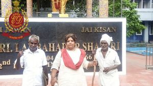 2 ஏழை விவசாயிகள் மீதான வழக்கு.. வாபஸ் பெற அமலாக்கத்துறை முடிவு.. பெரிய ட்விஸ்ட்.. என்ன நடந்தது? 