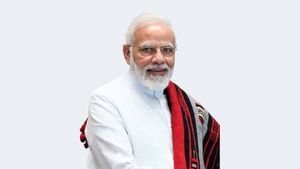  11 நாட்கள் பிரதமர் மோடி விரதம்- நாசிக் முதல் தனுஷ்கோடி வரை 7 கோவில்களில் வழிபாடு- ராமாயணம் வாசிப்பு!