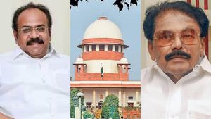 உச்ச நீதிமன்ற படியேறிய திமுக அமைச்சர்கள்.. தங்கம் தென்னரசு, கேகேஎஸ்எஸ்ஆர் திடீர் வழக்கு.. ட்விஸ்ட் 
