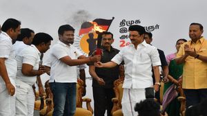  மாநிலங்களுக்கு அதிக அதிகாரங்கள்- திமுக இளைஞரணி மாநாட்டில் வலுவாக ஒலித்த மாநில 