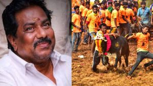 முழு வீச்சில் மதுரை ஜல்லிக்கட்டு ஏற்பாடு.. முதல் பரிசு பெறும் வீரர்களுக்கு கார்.. அமைச்சர் மூர்த்தி 
