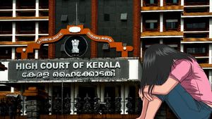 சகோதரருடன் உடலுறவு.. 12 வயது சிறுமியின் கருவை கலைக்க அனுமதி மறுத்த உயர்நீதிமன்றம்.. ஏன் தெரியுமா? 