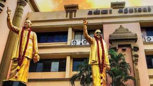 அதிமுக வலையில் சிக்கிய கிருஷ்ணகிரி திமுக புள்ளி! கோட்டை விட்ட அமைச்சர் சக்கரபாணி! என்ன பின்னணி? 