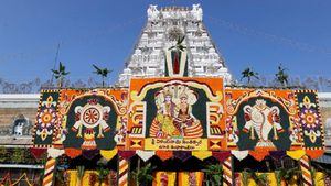 உகாதி பண்டிகை.. ஏப்ரல் மாதம் ஏழுமலையானை தரிசிக்க ப்ளான் இருக்கா? ரூ.300 தரிசன டிக்கெட் ரிலீஸ் 