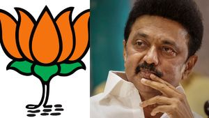 திருக்குறளை சொன்னால்.. கோவிலை கட்டினால்.. ஓட்டு விழும்னு நினைக்கிறாங்க! பாஜகவை விளாசிய ஸ்டாலின்