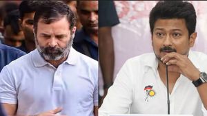 ரகசியம் மறைத்த உதயநிதி! ராகுல் காந்தி சந்திப்பில் என்ன நடந்தது? திடீர் மீட்டிங்கின் பின்னணி விளக்கம் 