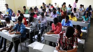 இதையெல்லாம் பண்ணவே கூடாது! தேர்வு பயிற்சி மையங்களுக்கு கடிவாளம்.. மத்திய அரசின் புதிய ரூல்ஸ் இதுதான் 