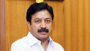 முதல்வர் ஸ்டாலினை அவதூறாக பேசிய 4ஆவது வழக்கு.. விழுப்புரம் கோர்ட்டில் சி.வி.சண்முகம் ஆஜர் 