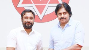  ட்விஸ்ட்டு! ஜெகன் மோகன் கட்சியில் இருந்து விலகிய வேகத்தில் பவன் கல்யாணை சந்தித்த அம்பத்தி ராயுடு!