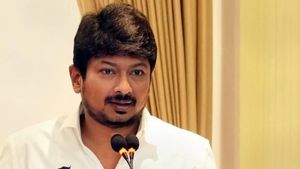  ஓயாத 'சனாதனம்' சர்ச்சை! உதயநிதி ஸ்டாலின் நேரில் ஆஜராக வேண்டும்.. பாட்னா சிறப்பு நீதிமன்றம் சம்மன்