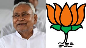  பீகார்: கூட்டணியை விட்டு 2 முறை ஓடிப் போய் திரும்ப வரும் நிதிஷ்குமார்.. பாட்னாவில் பாஜக பரபர ஆலோசனை!