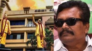 எடப்பாடியின் சைலண்ட் மூவ்! அதிமுகவுக்கு தாவும் தேனி மாவட்ட திமுக நிர்வாகிகள்! என்ன பின்னணி? 
