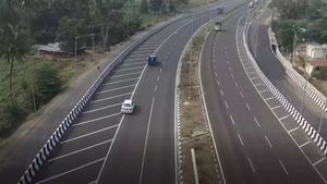 கேட்கவே சிலிர்க்குதே.. பெங்களூர் - சென்னை பயணிகளுக்கு செம குஷி.. இவ்வளவு வேகமா.. அசத்தும் சாலை! 