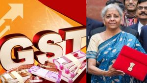 சராசரி மாத மொத்த ஜிஎஸ்டி வரி வருவாய் இரட்டிப்பாகி ரூ.1.66 லட்சம் கோடியாக உயர்வு: நிர்மலா சீதாராமன் 
