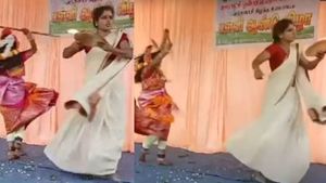திருவண்ணாமலையில் ஆச்சரியம்.. நறநறன்னு கடித்தபடியே அரசு பள்ளியில் தோன்றிய 