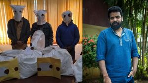 அதிர்ந்த டெல்லி.. போதை மருந்து கடத்தலில் சிக்கிய தமிழ் சினிமா நடிகர்! அமீர் இயக்கத்தில் நடித்தவராம் 