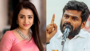  சகோதரி த்ரிஷாவை தவறாக பேசியவர் மீது கடும் நடவடிக்கை எடுங்க.. காவல்துறைக்கு கோரிக்கை வைத்த அண்ணாமலை!