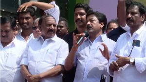  பாஜக திரும்ப ஜெயிச்சா.. ரங்கசாமி CM இல்ல.. நகராட்சி சேர்மன்.. சிவி சண்முகம் சரமாரி அட்டாக்!