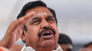  “துரோகம் இழைத்த பாஜக அரசு..” டெல்லியுடன் நேரடி மோதலுக்கு தயாரான எடப்பாடி பழனிசாமி! விஷயம் இதுதான்!