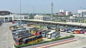 கோயம்பேடு..  ஆம்னி பேருந்துகளுக்கு ஹைகோர்ட் கிரீன் சிக்னல் .. அரசு பேருந்துகளையும் இயக்க  கோரிக்கை 