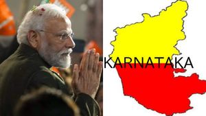  கர்நாடகாவில் 20க்கும் மேலான லோக்சபா  தொகுதிகளை வெல்லும் பாஜக.. முக்கிய 3 காரணங்கள்! 