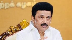  சம்பா பயிர்களைக் காத்திட.. மேட்டூர் அணையிலிருந்து நீர் திறக்க முதல்வர் ஸ்டாலின் உத்தரவு 