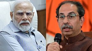 ‛நான் மோடியை எதிரியாக பார்க்கவில்லை’.. டோனை மாற்றிய உத்தவ் தாக்கரே! திரும்பும்  ‛இந்தியா’ கூட்டணி 