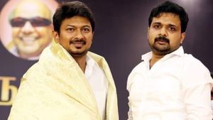 அமைச்சர் மகனுக்கு செக் வைக்கும் 2 கட்சிகள்! யார் கை ஓங்கும்? அரசியல் ஆடுபுலி ஆட்டம்! 