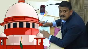  தொக்காக சிக்கிய தேர்தல் அதிகாரி.. உச்ச நீதிமன்றத்தில் திரையிடப்பட்ட.. சண்டிகர் மேயர் தேர்தல் வீடியோ