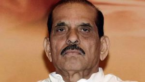  மகாராஷ்டிரா முன்னாள் முதல்வர் மனோகர் ஜோஷி மாரடைப்பால் மரணம்