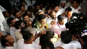 ‛‛பாகிஸ்தான் ஜிந்தாபாத்’’ .. கர்நாடகா சட்டசபையில் கோஷம்! காங்கிரஸ் வெற்றி கொண்டாட்டத்தில் பரபரப்பு